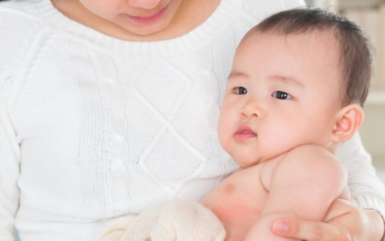 Cara Mengatasi Cegukan pada Bayi dengan Mudah