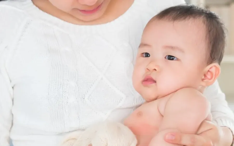 Cara Mengatasi Cegukan pada Bayi dengan Mudah