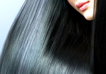 Cara Melembutkan Rambut yang Kaku, Kasar dan Kusam Berdasarkan Penyebabnya
