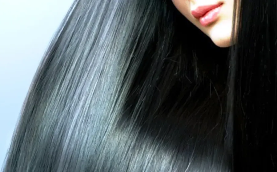 Cara Melembutkan Rambut yang Kaku, Kasar dan Kusam Berdasarkan Penyebabnya