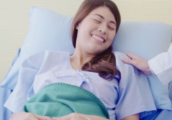 Tips Pemulihan Pasca Melahirkan Lewat Bedah Caesar yang Efektif