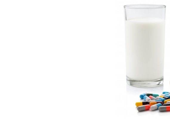 Bolehkah Minum Obat dengan Susu Simak Penjelasan Berikut Ini