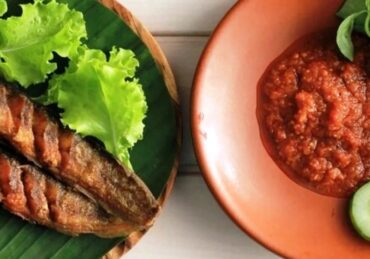 Resep Sambal Tomat Lamongan untuk Porsi Banyak, Cocok untuk Berbagai Acara!